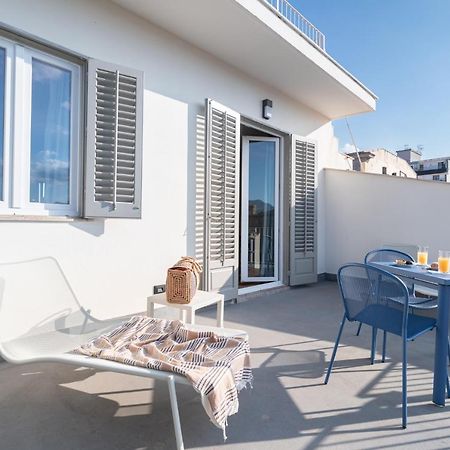 Attico 37 - Queen room con terrazza privata Palermo Esterno foto
